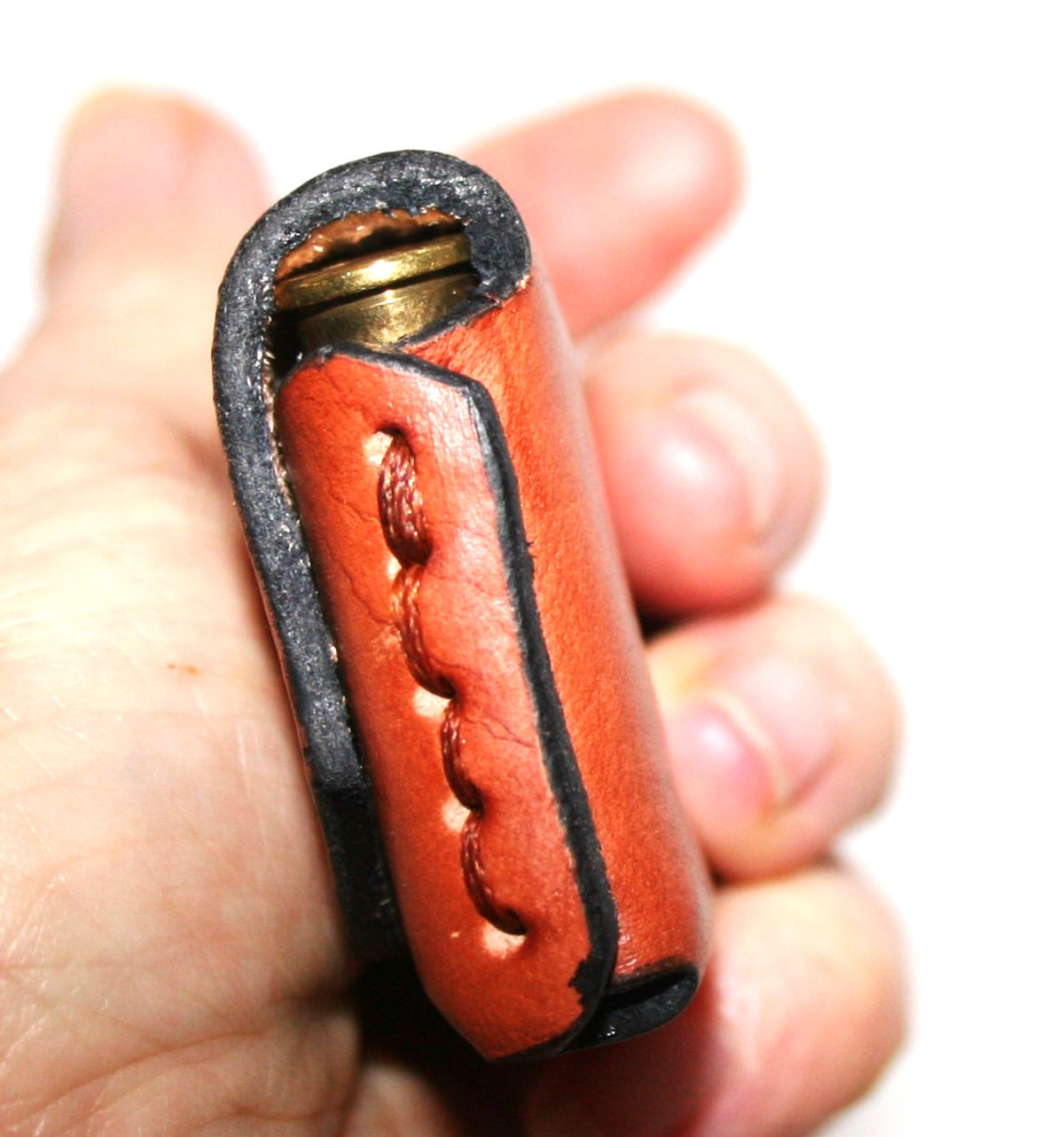 pocket pouch 38 or 357 Ammo 6 rounds holder Bond Arms, leather, pocket carry wallet