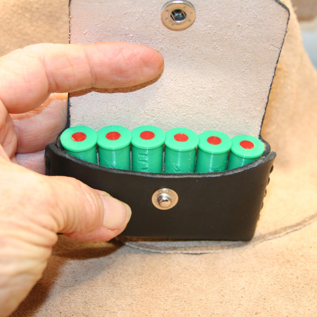 pocket pouch 44 spl / 44 mag Ammo holder for  6 rounds, leather pocket carry
