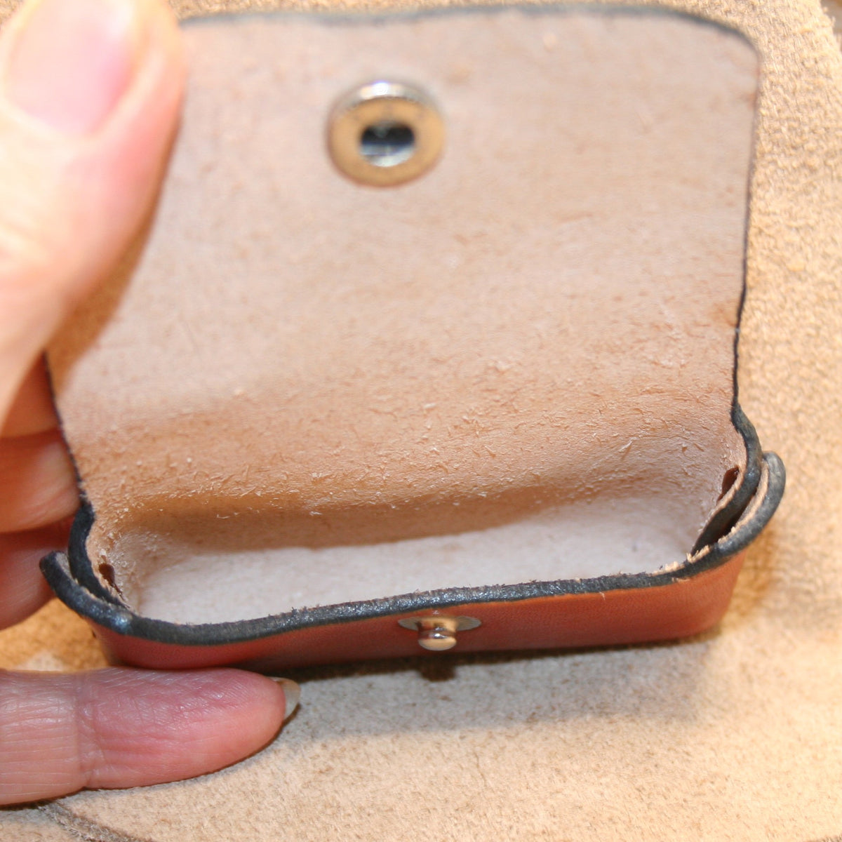 pocket pouch 44 spl / 44 mag Ammo holder for  6 rounds, leather pocket carry