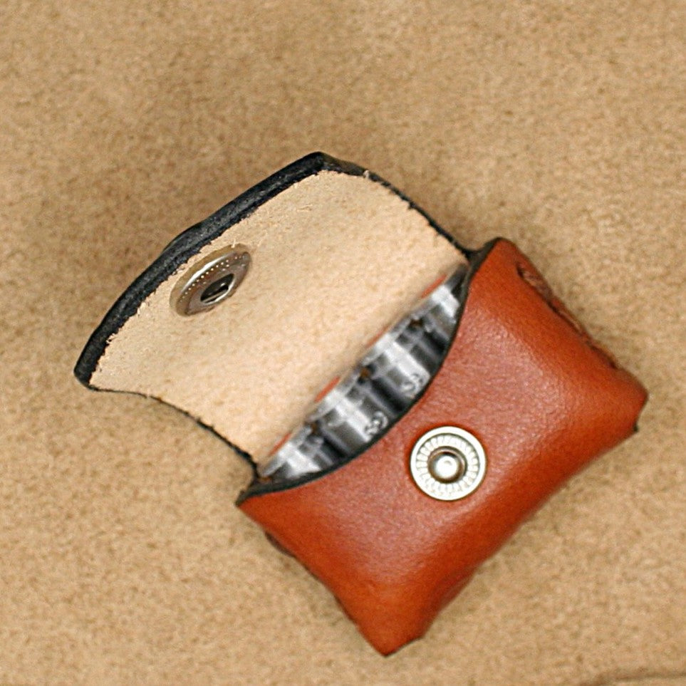 pocket pouch 9 mm Ammo holder Bond Arms, leather, holds four (4) shells, pocket carry wallet