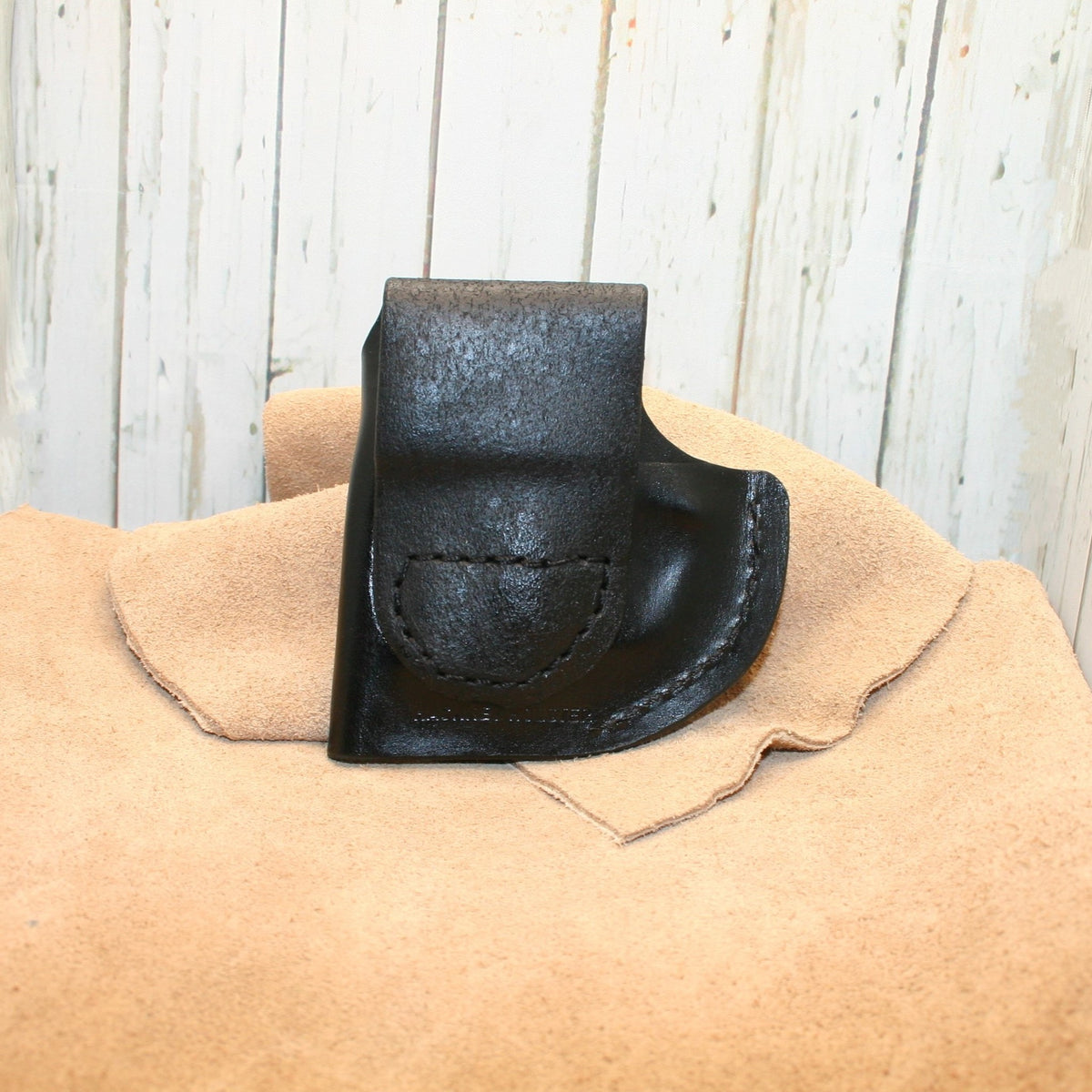Bond Arms Derringer  Holster   Roughneck