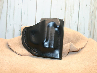 Bond Arms Derringer  Holster   Roughneck