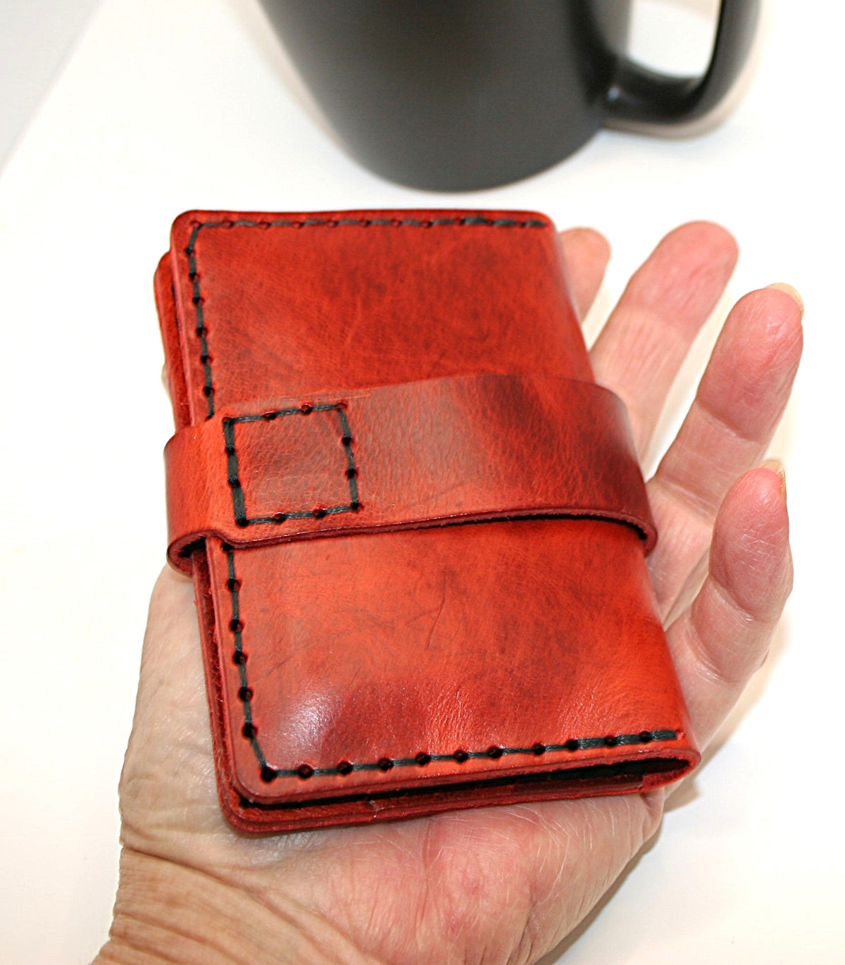 Wallet Bifold Red leather, 2 pocket with snap closure, Personalize